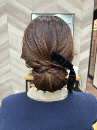 セミロング ヘアアレンジ 飯塚 沙衣のヘアスタイル