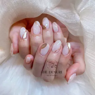 ネイル Demure リサ新宿店のネイルデザイン