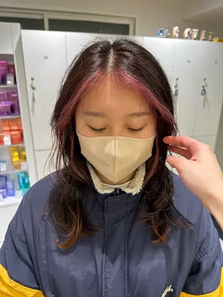 カラー 川上 彩夏のヘアスタイル