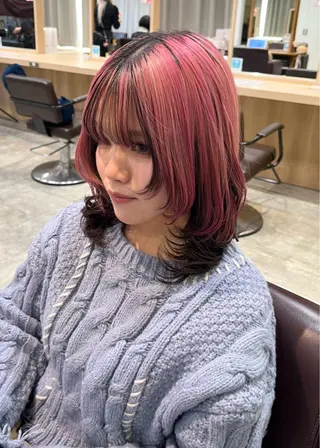 カラー ハイトーン/暖色/ ブリーチ/せいかのヘアスタイル