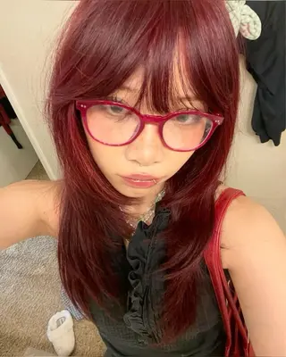 カラー 🍒レイヤーカット/ 暖色カラー🍒のヘアスタイル