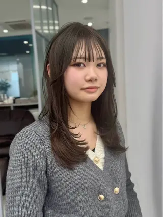 セミロング ひかり/ショート /似合わせカラーのヘアスタイル