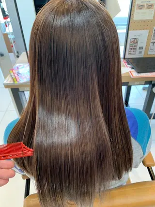 ロング ルクール柏崎店　丸山 愛子のヘアスタイル