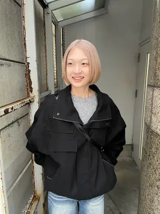 ミディアム カラー ショートボブ /綾華のヘアスタイル