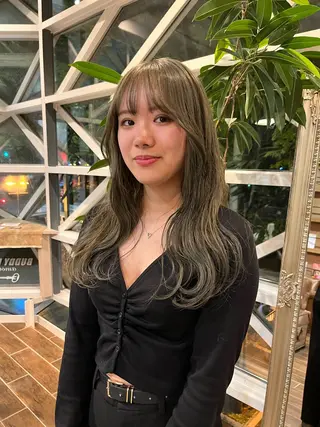 カラー 松野 心音のヘアスタイル