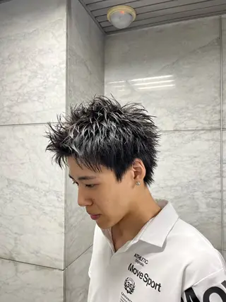 メンズ フェザーパーマメンズ ツイスパ京都駅前のヘアスタイル