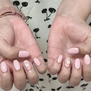 ネイル IYOU NAIL町田店所属・IYOUNAIL- Piggyのネイルデザイン
