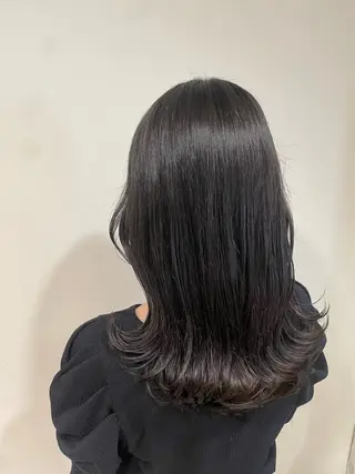 セミロング カラー 小柳 夏美のヘアスタイル