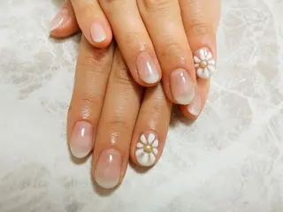 ネイル Lupinus所属・Lupinus ルピナスのネイルデザイン