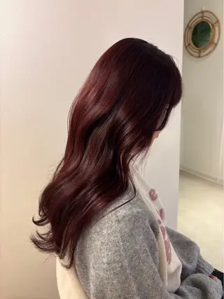 ロング 村上 綾音のヘアスタイル