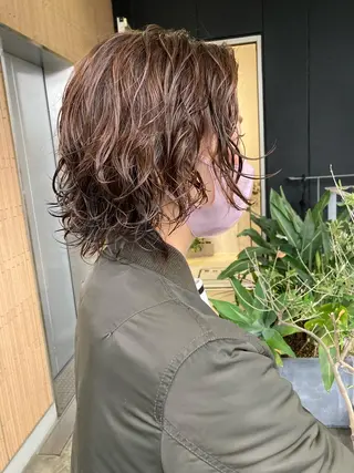 セミロング パーマ Izumi所属・ヨシアキ/パーマ/ ウルフ/ボブ/メンズのヘアスタイル