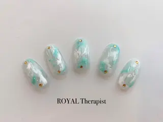 ネイル 【寺岡】 ロイヤル•セラピストのネイルデザイン