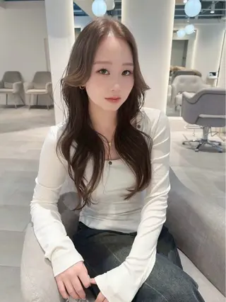 ロング カラー 𝐚𝐲𝐮𝐧𝐚 🤍のヘアスタイル