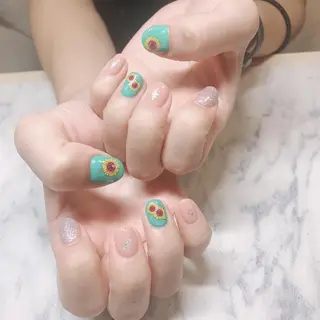 ネイル 結城 怜菜のネイルデザイン