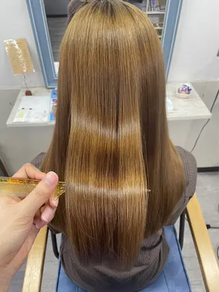 ロング カラー 坂井 水菜美のヘアスタイル