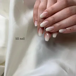 ミディアム pllia beautyのネイルデザイン