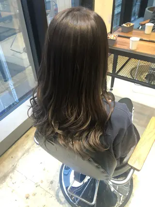 ロング カラー 【髪質改善職人】 岡田成義のヘアスタイル