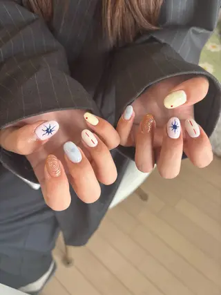 ネイル moi nail ˙⋆.˚のネイルデザイン
