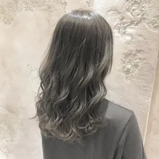 セミロング カラー レイヤーカット/ 顔周り 五島巨幹のヘアスタイル