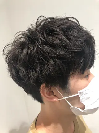 ショート パーマ メンズ 細沼 葵のヘアスタイル