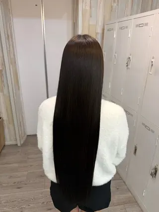 ロング WATARU/ 韓国風巻き髪のヘアスタイル