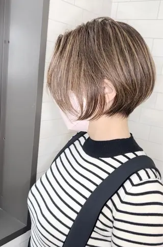 ショート カラー 神野 雅樹のヘアスタイル