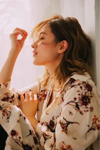 ミディアム 遊佐 瑞紀のヘアスタイル