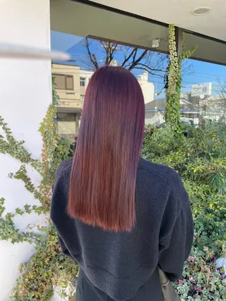 ロング ROZA germe所属・SHIO / ハイトーンカラーのヘアスタイル