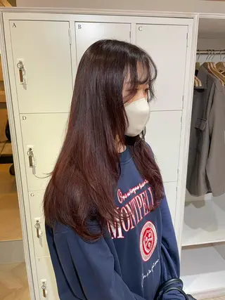 ロング カラー akane .のヘアスタイル