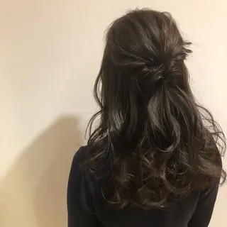 ミディアム カラー パーマ ヘアアレンジ apish aoyama所属・武 愛子の眉毛・アイブロウイメージ