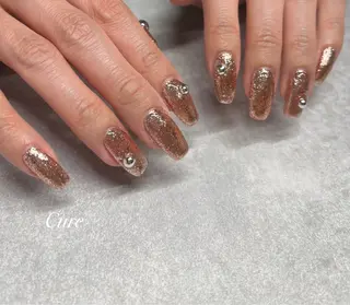 ネイル Nail&まつげエクステSalon Cure所属・岡本 奈央子のネイルデザイン