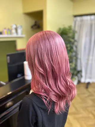 セミロング カラー 田中 魁人のヘアスタイル