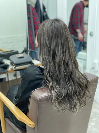 ロング カラー ヘアアレンジ 白髪ぼかしハイライト 白髪ぼかしカラー中澤のヘアスタイル