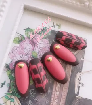 ネイル MAKANA所属・鈴木 ユニのネイルデザイン