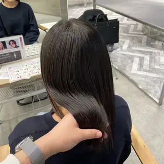 ロング クルミ/ 💕ワンホンネイルのネイルデザイン