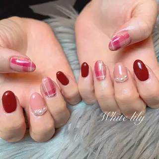 ネイル White lily所属・牧田 雅世のネイルデザイン