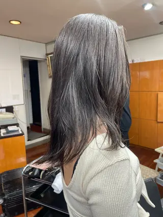 セミロング ボブ ホノカのヘアスタイル