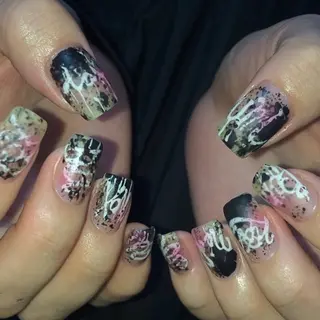 ネイル kana/モード ・グランジ⛓🎼のネイルデザイン