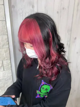 セミロング ゆぴ☾‪/推しカラー /ハイトーンのヘアスタイル