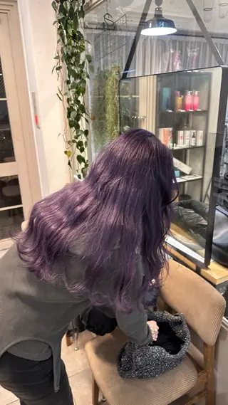 ロング カラー Lomalia Rukaのヘアスタイル