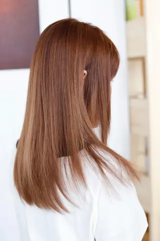 セミロング アドミラルYoshi oのヘアスタイル