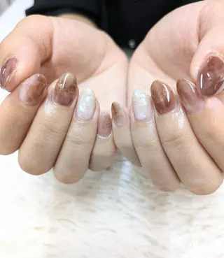 ネイル 會田 瑠衣のネイルデザイン