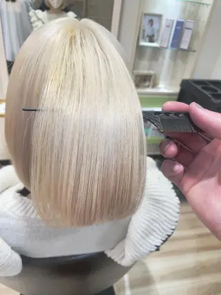 ミディアム カラー 🌈派手髪ハイトーン 🌈鈴木亮太🌈のヘアスタイル