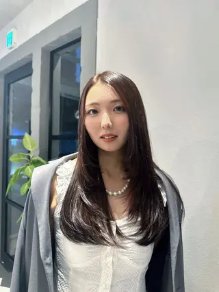 ロング 透明感カラー/レイ ヤーカット/KaHoのヘアスタイル