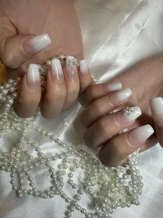 ネイル 濱岡 咲のネイルデザイン