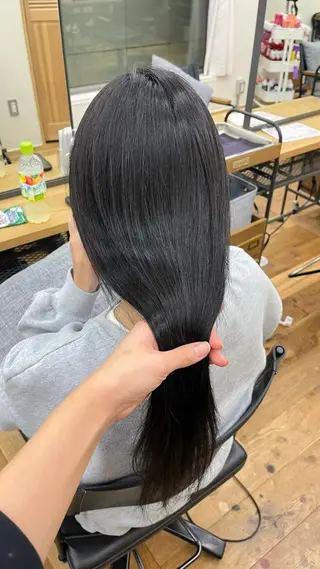 ロング 韓国レイヤーカット/ ハイトーン/マアヤのヘアスタイル