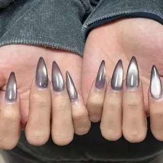 ネイル IYOU NAIL町田店所属・IYOUNAIL- Piggyのネイルデザイン