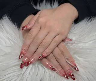 ネイル ENSalon 愛佳のネイルデザイン