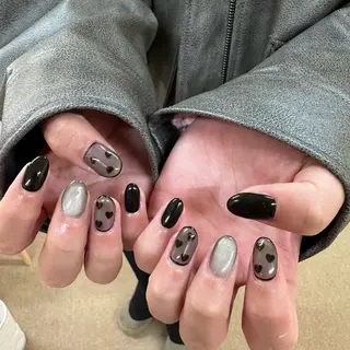 ネイル 𝗺𝗮𝗸𝗶 .のネイルデザイン