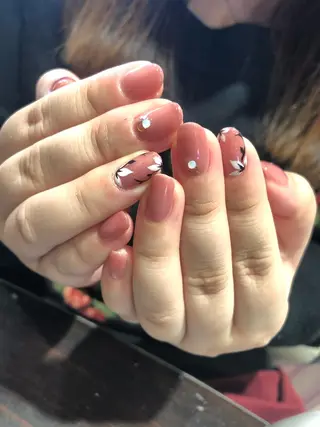 ネイル M nail はやまうららのネイルデザイン